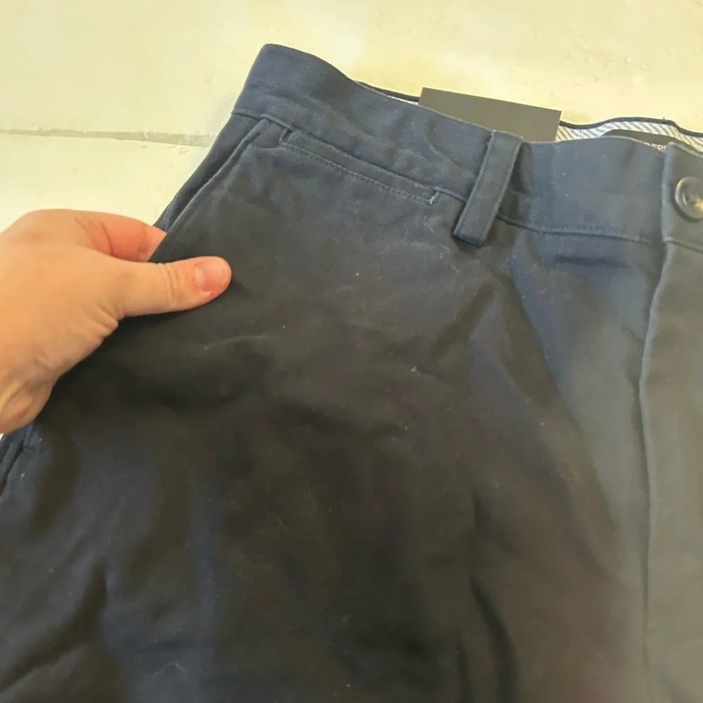 Banana Republic NWT navy blue chino shorts